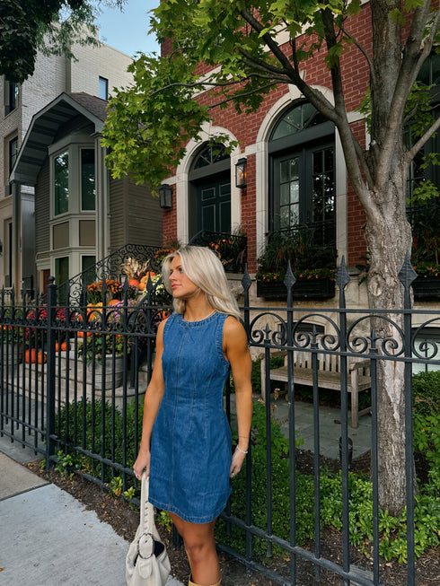 The Pippa Dress// Medium Wash